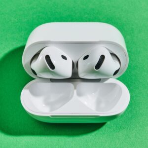 Apple AirPods 4 with Active Noise Cancellation